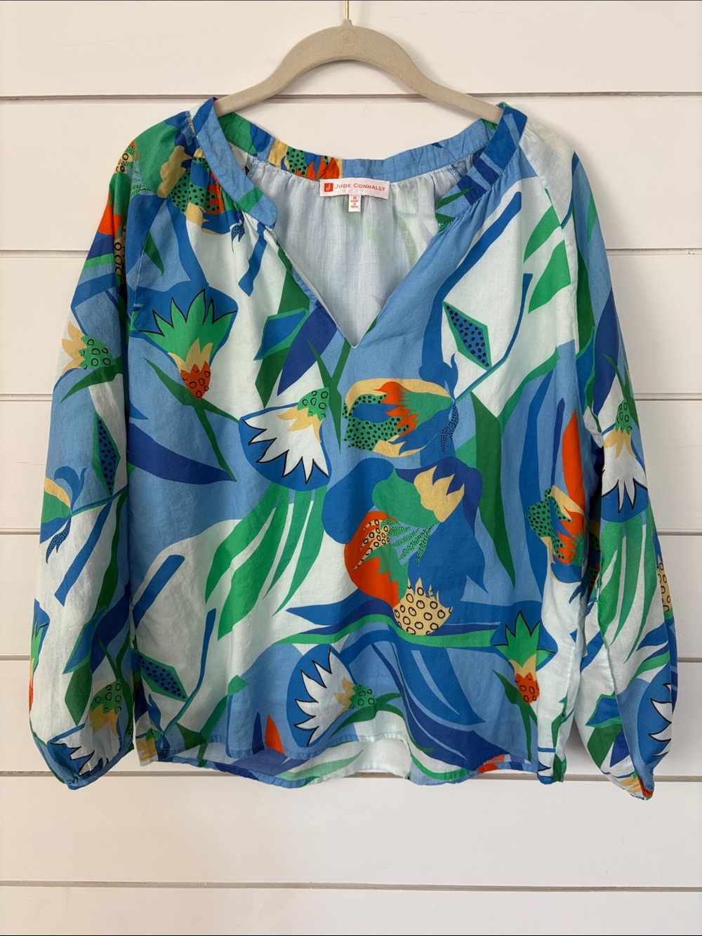 Jude Connally Blue Tropical Floral V-Neck Blouse
